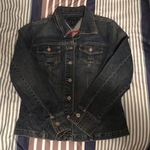 ⭐️ Tommy Hilfiger denim jacket